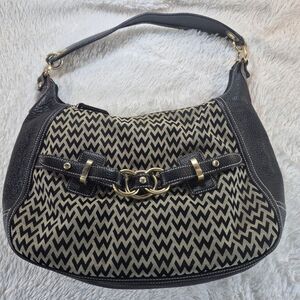 NWOT Black & Beige Wilson Leather  V-Pattern Shoulder Bag Gold Hardware
